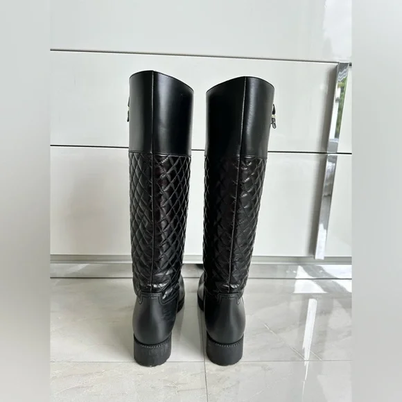 Women Salvatore Ferragamo rainy boots black size 10 preowned. - Picture 2 of 12